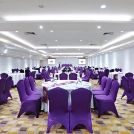 Os Style Hotel Batu Aji Batam Powered By Archipelago Exteriör bild