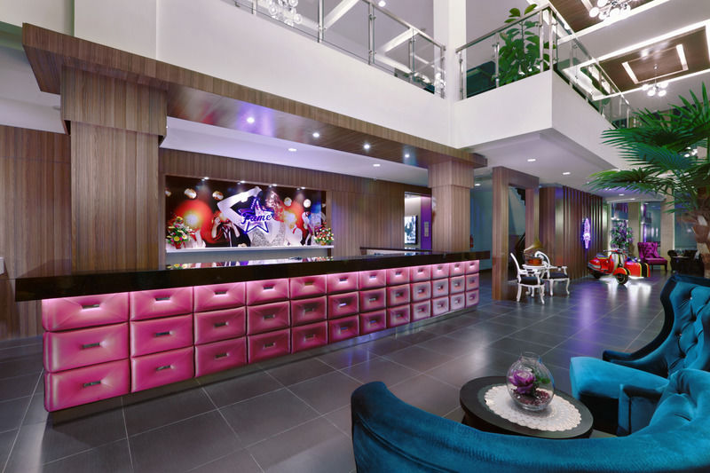 Os Style Hotel Batu Aji Batam Powered By Archipelago Exteriör bild