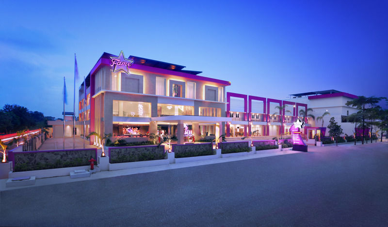 Os Style Hotel Batu Aji Batam Powered By Archipelago Exteriör bild
